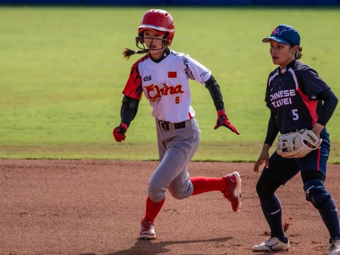 U18中国女垒凭两胜一负挺进世界杯决赛四强，开