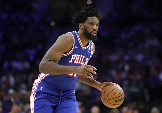 恩比德复出率队狂轰157分 76人碾压公牛创单节5