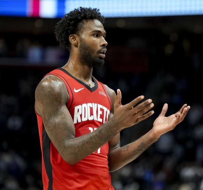 火箭逆转掀翻十一连胜劲旅 杜特三叉戟联手狂轰