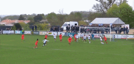 中国U16女足红牌争议下1-1战平墨西哥晋级决赛