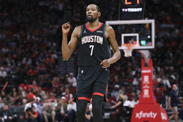 杜兰特冲击马龙得分纪录，挑战历史巅峰